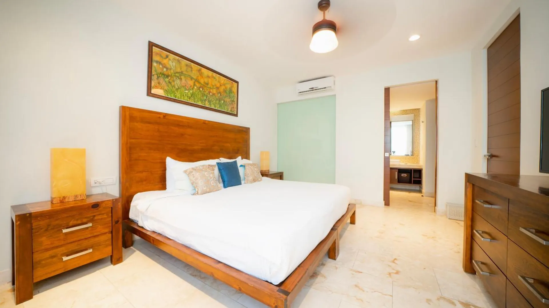 2 Bedroom Condo With Pool In The Center Of Playa Del Carmen - Anah Playa Mexico